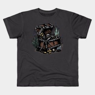 pirates treasure box Kids T-Shirt